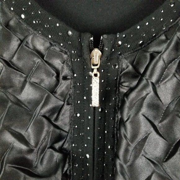 BETA'S CHOICE | lattice satiny panel zip cardigan - Picture 3 of 6